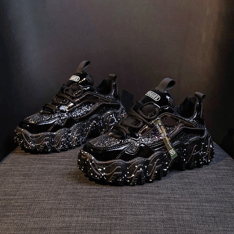 Sneakers Women Autumn Fashion Sequined Cloth Bling Breathable Round Toe Leisure Chunky Women Shoes Tenis Feminino TUINANLE